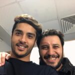 Saed Soheili Instagram - پشت صحنه «لاتاری» پنج سال پيش، کنار رفیق دوست داشتنی ام یادش بخیر… @javadezzati