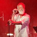 Safa Kabir Instagram – An evening to remember 
My childhood favorite @officialluckyali 
Glad to see you sir in our country Bangladesh 
Thanks for coming and playing our favorite songs! 
#luckyali #luckyalisongs #luckyaliconcert #luckyalilive #luckyalifans