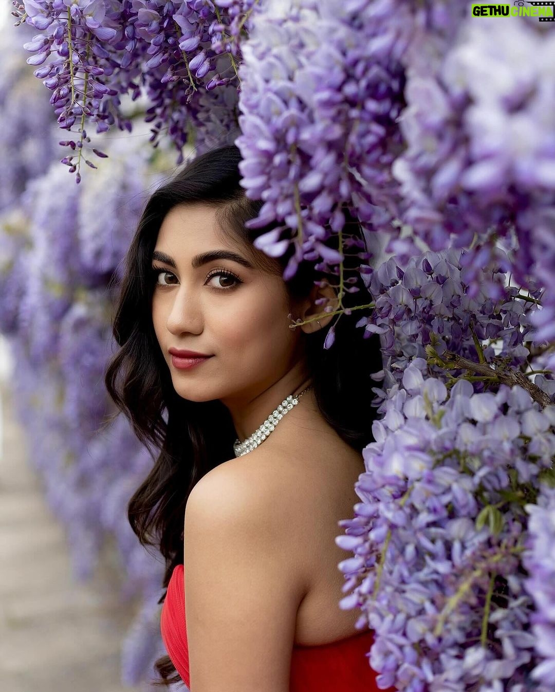 Safa Kabir Instagram - Wherever you are, and Whatever you do, Be in love. Happy Valentine’s Day everyone ❤️ Give love, be loved and love love.
