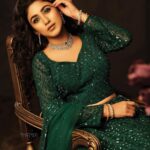 Safa Kabir Instagram - Signature by Kaniz Almas Khan l November 2023 Model: Safa Kabir Makeover: Persona Jewellery: @jarwahouse Wardrobe: @meherofficials Ideation and Styling: Nuzhat Khan @pakhiiie Fashion Direction: @mahmudulhasan_mukul Aesthetics & Creatives: Didarul Dipu Photography:@kaushikiqbal_photography