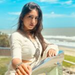 Safa Kabir Instagram - Shine your own light.