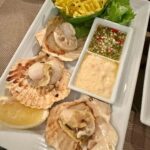Safa Kabir Instagram - Who says I eat less 😂 One of my favorite cuisine is Thai.