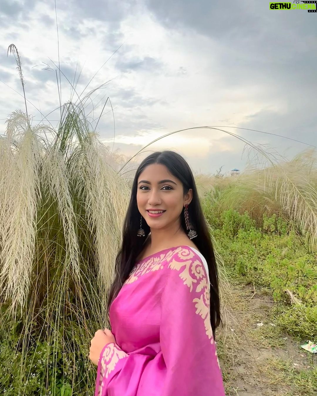 Safa Kabir Instagram - তোমায় হৃদ মাঝারে রাখবো, ছেড়ে দেবো না