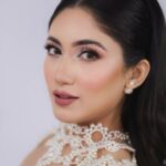 Safa Kabir Instagram - Celebrating the epitome of glamour with @helesya.official by @festivibe.official at the Meril Prothom Alo Awards. This off-shoulder fish-cut tulle gown, adorned with a floral pearl incrusted masterpiece by Helesya Couture MUA- @splendorbyab Loved this soft and soothing makeover Looks so refreshing Isn’t it? If you guys like this look then don’t forget like, comment and share it with others.