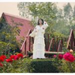 Safa Kabir Instagram - Good morning everyone This is IRA from my upcoming project “LoveBuzz” Captured by @kajalarefinome Coming on this Valentine Badbuzz and Goodbuzz lovers, keep your eyes on. #kajolarefinome #club11entertainment #boomsfilm