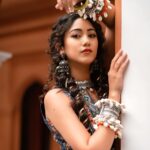 Safa Kabir Instagram – Wearing – @bluebutton.lifestyle 
Photo clicked by @joyeeta.trisha