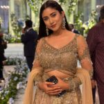 Safa Kabir Instagram - It was a bright golden event! Wearing: @butterflybyshagufta