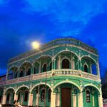 Safa Kabir Instagram - Old places have souls #oldphukettown