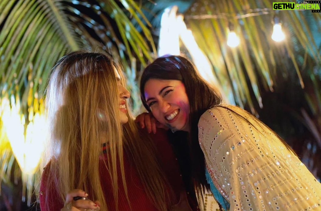 Safa Kabir Instagram - Wishing you nothing but love and happiness on your special day. Happy birthday 🎂 I hope your birthday is as special as you are.
