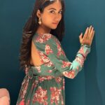 Safa Kabir Instagram – I am just trying to bloom like a flower to fill the world with the fragrance of joy. 🌸
