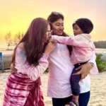 Safa Kabir Instagram - Friends are colors of life.