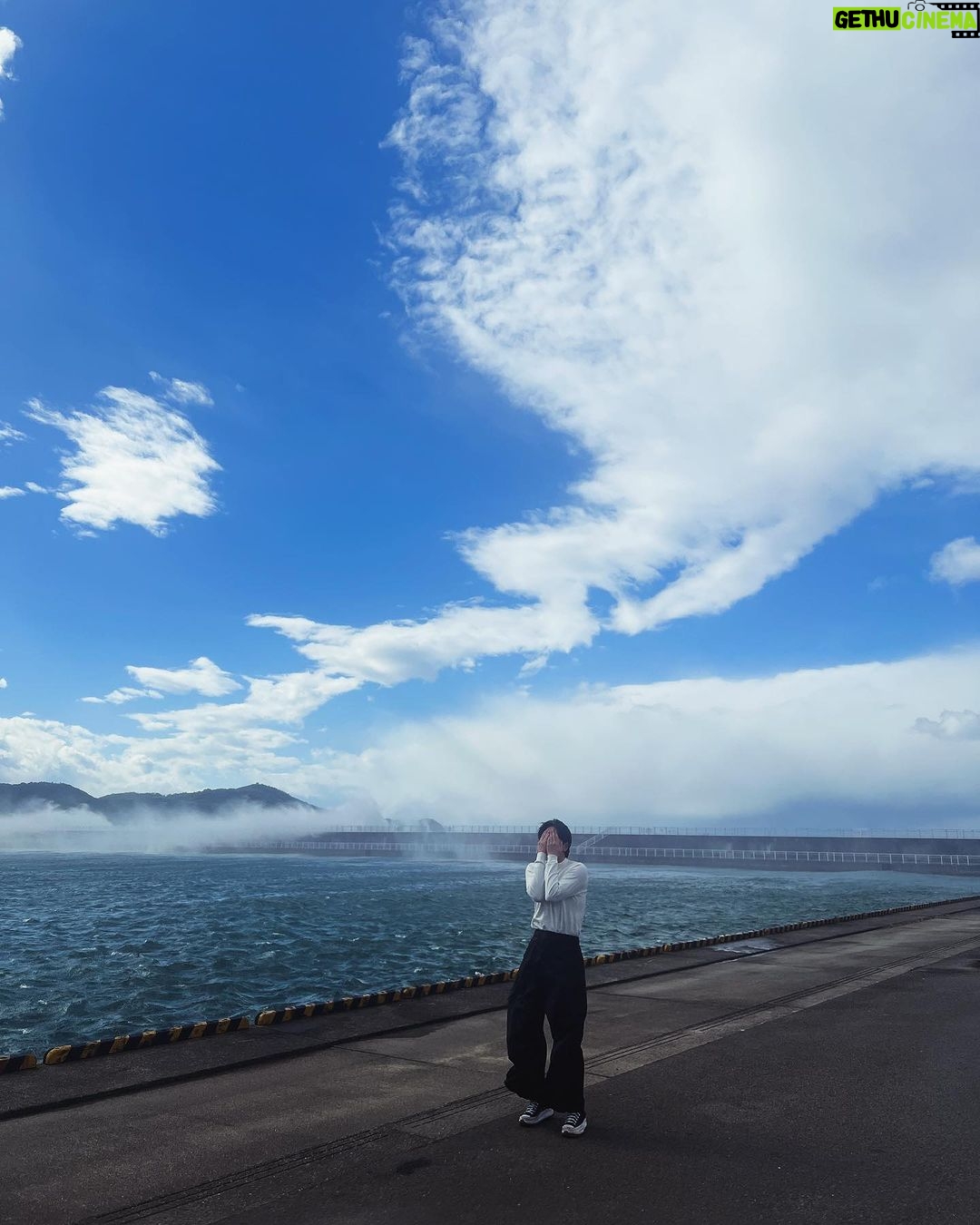Sahaphap Wongratch Instagram - Sea and strom
