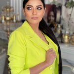 Sahar Al Sayegh Instagram - المهرجان القومي للمسرح المصري في دورته ال١٦💚 Suit by @ghaly_fashion_designer Make up by @dina_aziz_makeupartist Hair by salwa ahmed Thanks dear all❤️