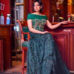 Sahar Al Sayegh Instagram - 💚 Dress by @tayacouture Photographer @hana_hafez.photography Makeup @alsagheersalons @nohawagdi.makeup Hair @alsagheersalons @ahmed_alasmar55