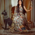 Sahar Al Sayegh Instagram - Shoot by @nisfelduniamag Photographer @mohamedelkeshky_ Fashion designer @hanyelbehairyhautecouture Makeup @asmaeldeeb_ Hair @khaled_abo_alsoad Interview @lobnaisma3il Organizer @mohamed_hassan_12ho Location @grandniletower Thanks dear all ❤️