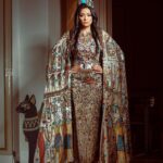 Sahar Al Sayegh Instagram - Shoot by @nisfelduniamag Photographer @mohamedelkeshky_ Fashion designer @hanyelbehairyhautecouture Makeup @asmaeldeeb_ Hair @khaled_abo_alsoad Interview @lobnaisma3il Organizer @mohamed_hassan_12ho Location @grandniletower Thanks dear all ❤️