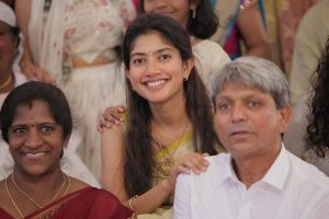 Sai Pallavi Instagram - My baby sister is engaged 🫢🥹 it’s going to take a lil while for that to sink in! 

Brother has no idea what he’s gotten into!
Good luck da @v1n33 🤭 
Welcome to the family❤️