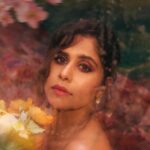 Sai Tamhankar Instagram - Sridevi Prasanna X MHJ @geishadesignsresort @miiraindia @nehachaudhary_ @satyamakeupartist @thakuramit190 @tejasnerurkarr @vishal.patil36 @azim_shaikh1989 #saitamhankar #bloomer #flowers #srideviprasanna #mhj