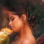 Sai Tamhankar Instagram - Sridevi Prasanna X MHJ @geishadesignsresort @miiraindia @nehachaudhary_ @satyamakeupartist @thakuramit190 @tejasnerurkarr @vishal.patil36 @azim_shaikh1989 #saitamhankar #bloomer #flowers #srideviprasanna #mhj