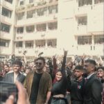Sai Tamhankar Instagram - मटा कार्निव्हलमध्ये श्रीदेवी आणि प्रसन्नची धमाल, ‘दिल में बजी गिटार’वर केला भन्नाट डान्स. 🕺💃 #DilMeinBajiGuitar गाणं येतंय १९ जानेवारीला. पाहा #SrideviPrasanna - २ फेब्रुवारीपासून आपल्या जवळच्या चित्रपटगृहात. @saietamhankar @sidchandekar @kumartaurani @girishkumart @vishal_modhave @tilaasmi @nehashinde27 #SulabhaArya @siddharthbodkeofficial @rasika123s #SanjayMone @vandana.sardesaiw @sameer_khandekar_official @aakankshagade @ramakant_daayama @shubhangi.gokhale.18 @petherahul @pallavi_paranjape9 @drpoojasuresh @siddharthmahashabde #JiyanshParde @amitrajmusic @kshitijpatwardhan @arjunsorte @dr.tannazbandukwalla @ananyaarinpaul @idilipadvani @Faizee222 @nakash_aziz @kasturiwavare @maalu317 @nitinfcp @sheikhzahur @ajaypandey_dop @smalllittledreams @maheshgkudalkar @rohanmapuskar @justrightstudioznx @tipsfilmsofficial @aafilms.official Music on @tips.marathi