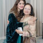Sajal Ali Instagram - @siutpakistan @siutna @mariyamdrizwan @maria_mahesar