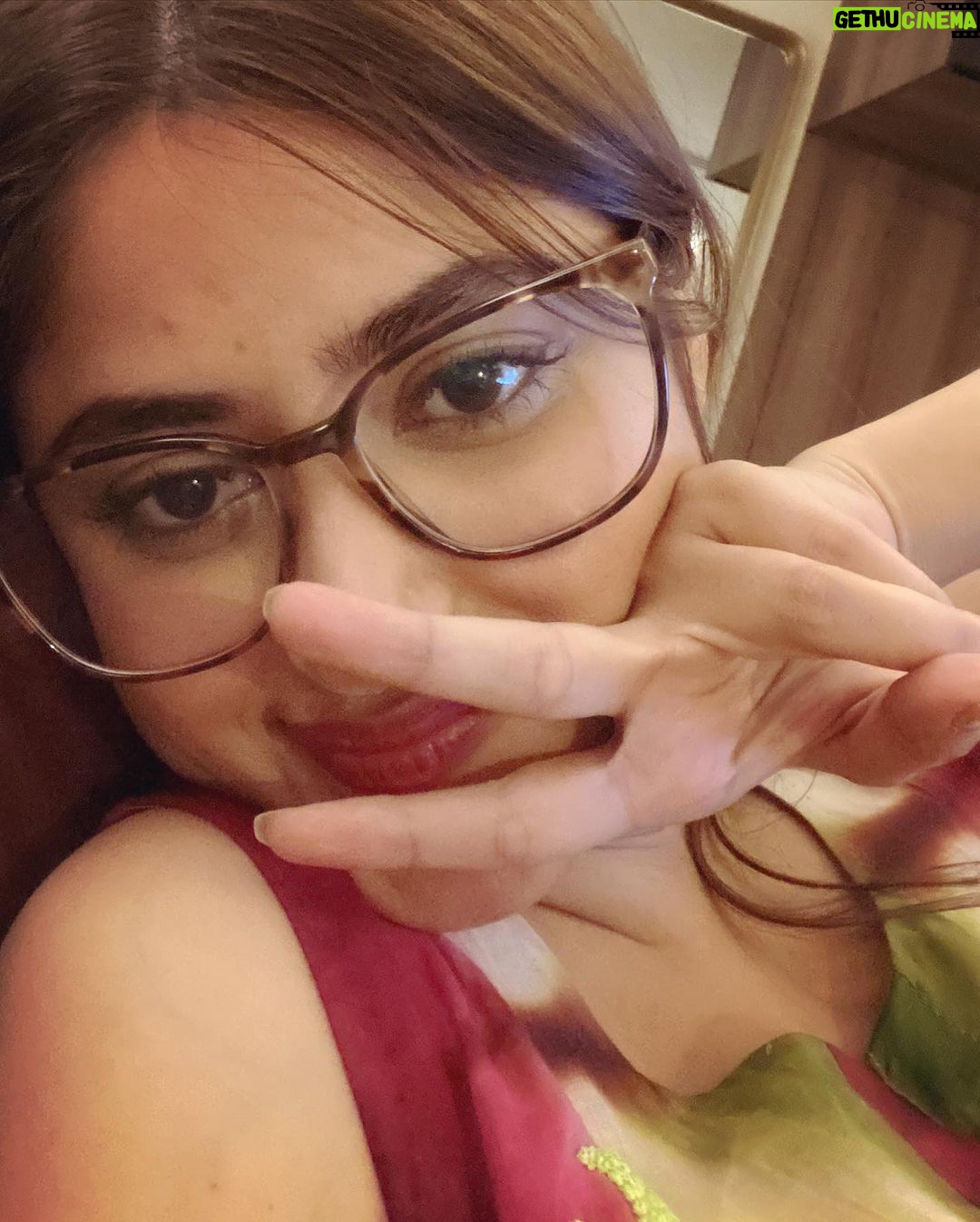 Sajal Ali Instagram - 💛💛💛💛💛💛💛💛