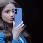 Sajal Ali Instagram – By now, you’ve probably guessed what I’m up to. It’s an absolute pleasure to share that I’ve joined the TECNO family this year as the brand ambassador for their highly anticipated CAMON 20 series. Stay tuned for some exciting surprises! #NightPortraitMaster #CAMON20Series
@tecnomobilepakistan
