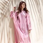 Sajal Ali Instagram - SAJAL ALI FOR REPUBLIC WOMENSWEAR - BASICS VOL 2 '23. Available to Shop In-Store & Online at www.republicwomenswear.com Muse: @sajalaly #RepublicWomenswear #RTW #Basics #ReadyToWear #SajalAli #SanaSikandarKhan