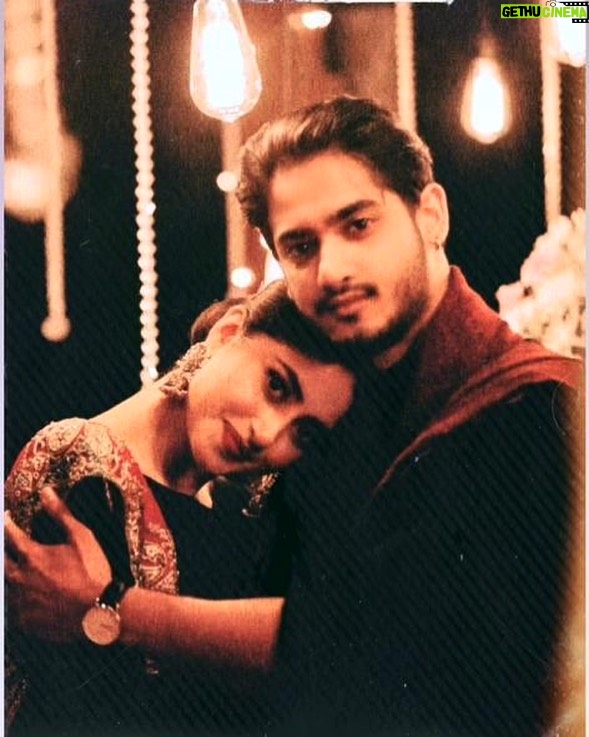 Sajal Ali Instagram - My fav picture with my praaa!!! @alysyed