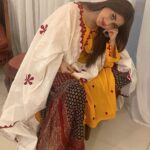 Sajal Ali Instagram - Kindness doesn’t cost anything! It just builds your character. Wearing @bohemebykanwal