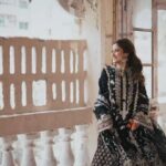 Sajal Ali Instagram - Sahiba 🕊️ - Luxury formals 23” “Live Now “ @qalamkar_ #Qalamkar #Luxuryformals23