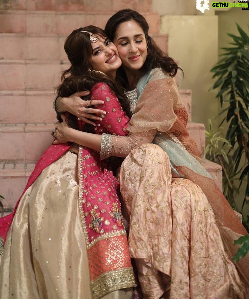 Sajal Ali Instagram - uffff My Mira ♥️ You’re my girl crush! You are shinning in this project & you’ve made me cry with your performance! 💋💕 @mira.sethi #kuchankahi