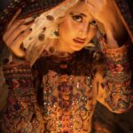 Sajal Ali Instagram - Apni roshni kay saaye talay, meri tarha tum bhi parhti jao, nikharti jao, sanwarti jao 🌸💫✨ Brand: @theworldofhsy Exclusively available at @laamofficial Photography: @shahbazshaziofficial Videography: @nusairrahman.photography Set: @saadamjed16 Hair & Makeup: @nabila_salon Stylist: @khojiiii Script: @rameez_haider Creative Director: @hassanhsy Exclusively available online at www.theworldofhsy.com and www.laam.pk from the 8th of March! #HSY #HSYxLAAM #LAAM #TheRehanaCollection #RehanabyHSY #celebratingwomenofsubstance #eidcollection #affordableluxury #fashion #love #sajalaly #SAJALxHSY