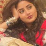Sajal Ali Instagram - “The world is filled with infinite possibilities of everything to happen” anything and everything is POSSIBLE! 🤍 Also guess who took this picture???