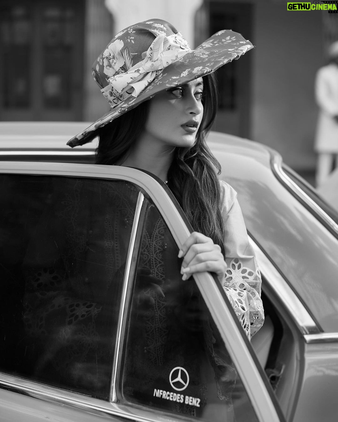 Sajal Ali Instagram - ELAF EID EDIT 2024 by @elaf.premium A catalogue of 15 gorgeous designs beautifully crafted to embrace your lifestyle that truly depicts ELAF design legacy www.elafpremium.com #elaf #eid #edit #luxury #festive #lawn #unstitched