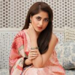 Sajal Ali Instagram - @seranofficial 🌹 @meheksaeed @maria_mahesar @noman.syed @mubsher.bhatti @sajallsajjad