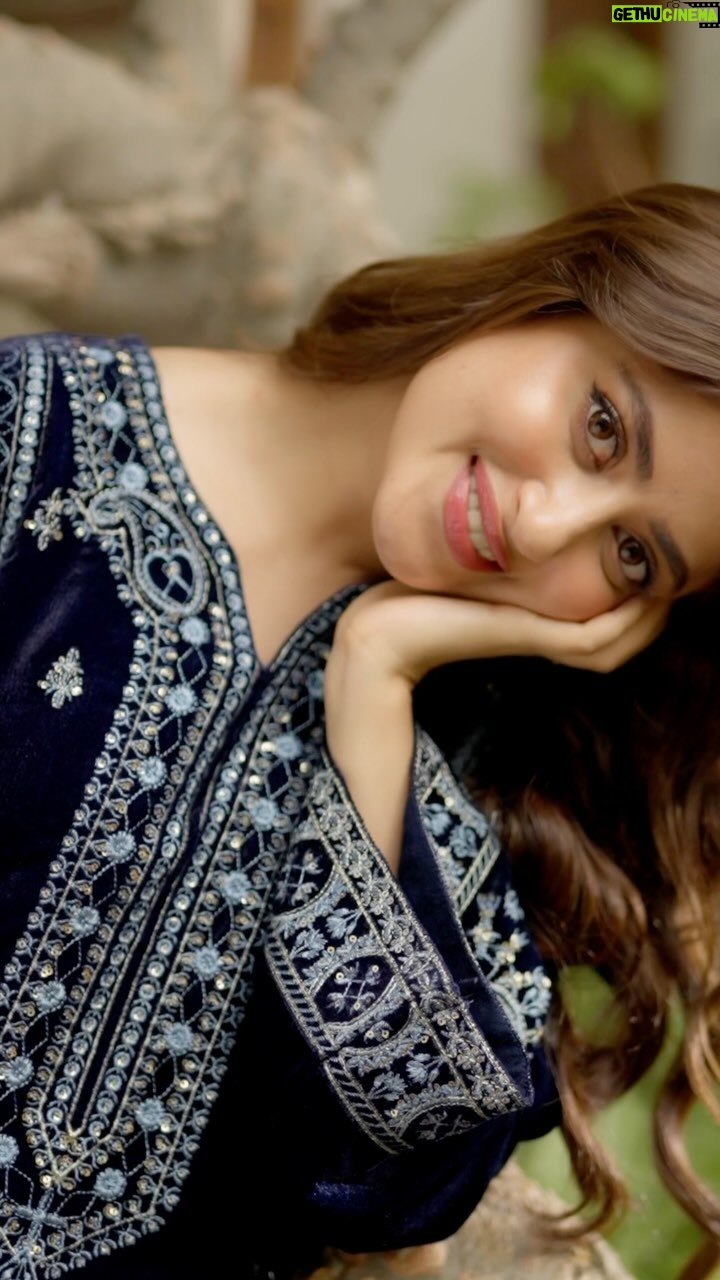 Sajal Ali Instagram - @zellbury @maria_mahesar @mubsher.bhatti @aarindanoor
