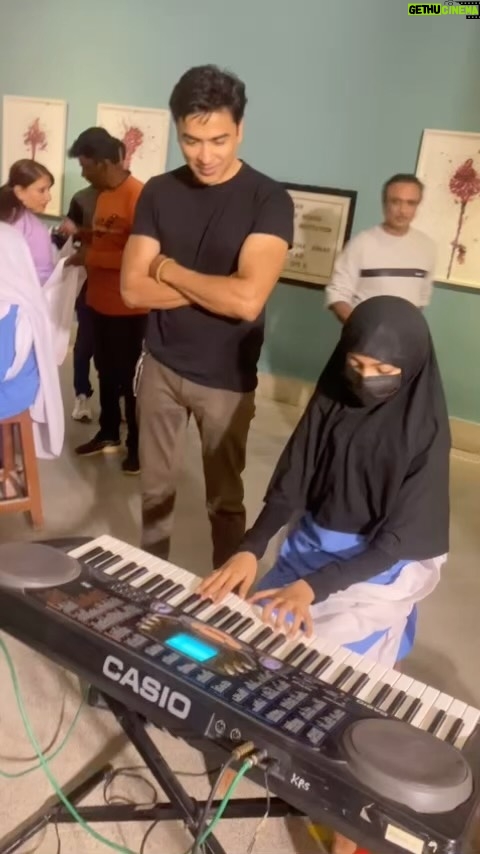 Sajal Ali Instagram - Giving these talented girls a chance to rise and shine! You are actually a true superhero of our country and these kids. Huge applauds for the teachers of @khatoonepakistanschool @zindagitrust