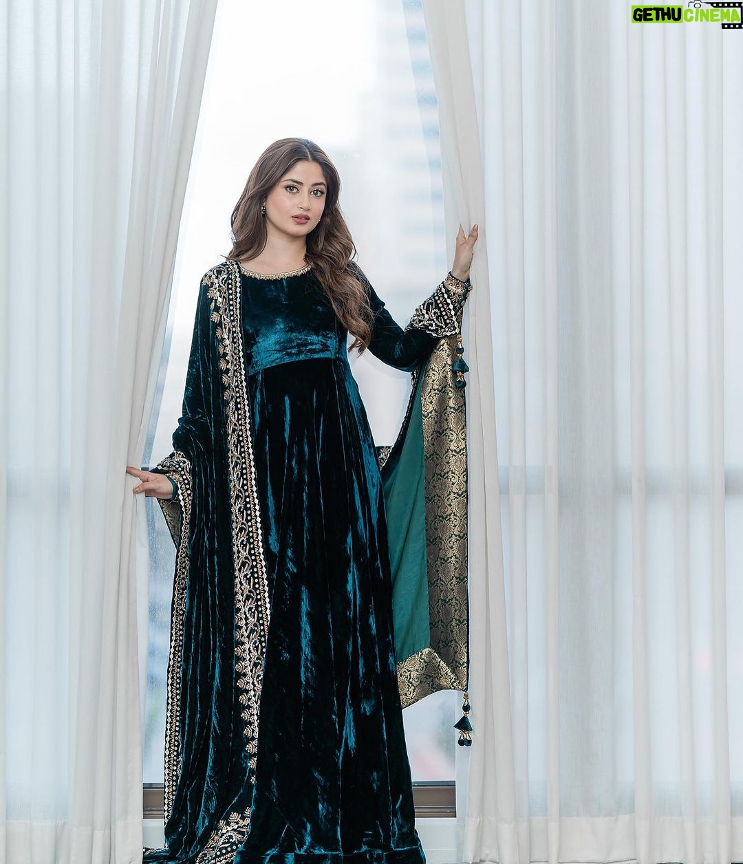 Sajal Ali Instagram - @siutpakistan @siutna @mariyamdrizwan @maria_mahesar