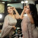Sakshi Agarwal Instagram - Yes, I feel beautiful inside out💕✨ . @samyakksarees @lakshana_priya_mua @fineshinejewels @sathish_photography49 . #kalaignar100 #kollywood #sareelove #sakshiagarwal #actress Chennai, India