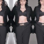 Sakshi Agarwal Instagram – In a world full of choices, a black suit remains the timeless symbol of refined style and impeccable taste.
.
Stylist:@anand.aries 
Photography:@prakash_photographe 
Makeup:@tarangini_mua 
Hair:@haritha_hairandmakeup 
Wearing:@studio24_bespoke 
Videography:@_yasvanth_photography_official
.
#blacksuit #class #powerdressing #slaying #sakshiagarwal #businessattire #instagramreels #feelitreelit #blacksuitreels #kaayi #trendingnow Chennai, India