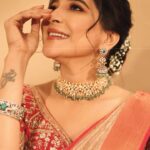 Sakshi Agarwal Instagram - There is a certain grace in the way a saree drapes, it’s like art in motion. . Outfit : @samyakksarees Jewellery : @challani_jewellery Make up : @murugeshmakeup_hair Photographer : @padman_photography Hair : @mahi_hairdo Saree drapist : @style_with_anbu . #instagramreels #reelstrending #trendingaudio #kanmani #sakshiagarwal #newlook #traditional #sareelover #feelitreelit #kollywood #trendingnow #foryou Chennai, India