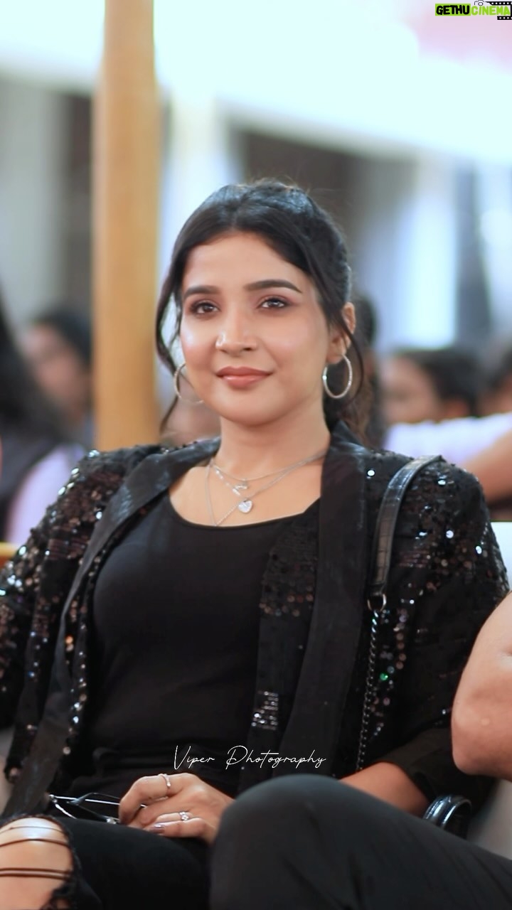 Sakshi Agarwal Instagram - Honour to visit the “Scott Christian” college . Such intelligent questions and great candid conversations with the students was so refreshing😍🔥 . So much love from #nagercoil🌴 Love you guys to the moon and back❤️ . Photography & Video @the_viper_turbo_ @viper_photography_x Make up & Hair : @binusha_makeup_artistry_ngl Assist : @monz_henna_ngl . #instagramreels #feelitreelit #collegeguest #chiefguest #kollywood #funtimes #happymoments #trendingreels #trendalert #trendingnow #sakshiagarwal Scott Christian College