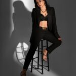 Sakshi Agarwal Instagram – Dress sharp, feel confident, exude sophistication – all in a sleek black suit.
.

Stylist:@anand.aries 
Photography:@prakash_photographe 
Makeup:@tarangini_mua 
Hair:@haritha_hairandmakeup 
Wearing:@studio24_bespoke 

.
#blacksuit #class #powerdressing #slaying #sakshiagarwal #businessattire  #feelitreelit #blacksuitreels #kaayi #trendingnow Chennai, India