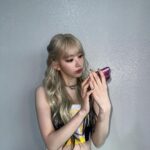 Sakura Miyawaki Instagram - 토요일 일요일
