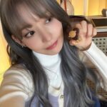 Sakura Miyawaki Instagram - LV🤎 #광고 #우리루이비통 #WooriLV