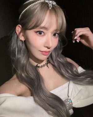 Sakura Miyawaki Instagram - Happy New Year!!!!