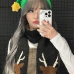 Sakura Miyawaki Instagram - Happy Holiday🎄⭐️