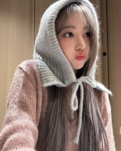 Sakura Miyawaki Instagram - 모자부자 #LouisVuitton #LVJewelry #UNICEF #MAKEAPROMISE #LVFashion #PR