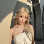 Sakura Miyawaki Instagram - 🪽